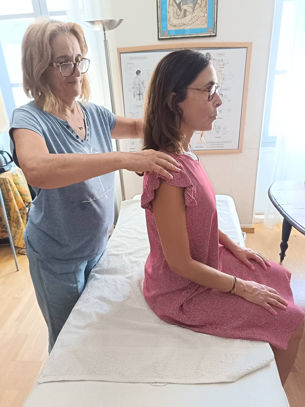 Séance d'ostéothérapie tissulaire réflexe